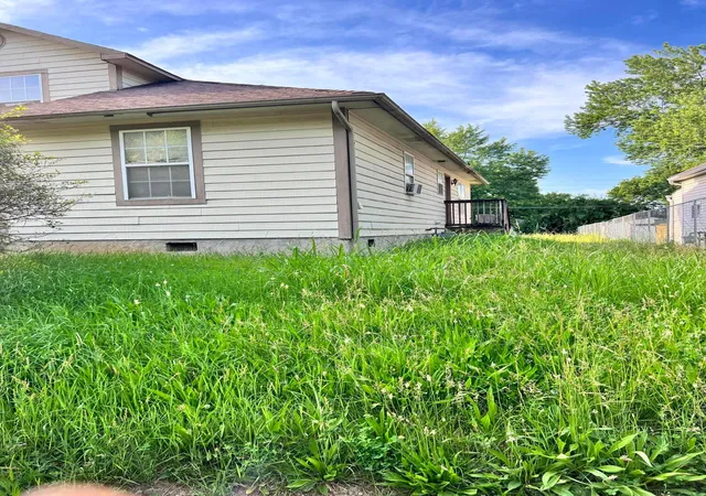 Photo 2 of Single family home for sale at 584 Koebel Ave, Columbus, OH 43207 | MLS# 226026957 | Listing updated on 2026-10-29