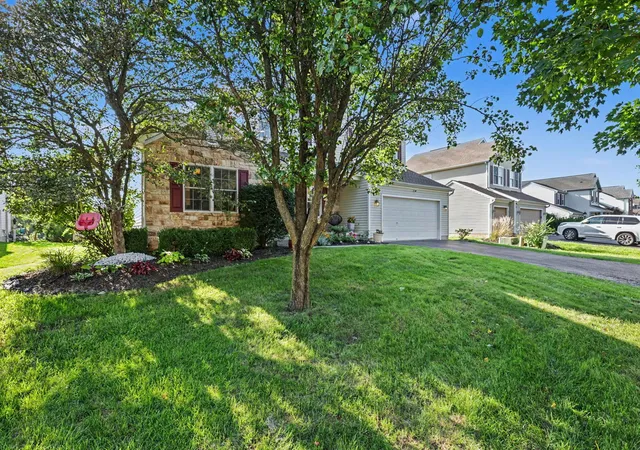 image of 350 Linden Cir, Pickerington, OH 43147 | MLS# 226031788