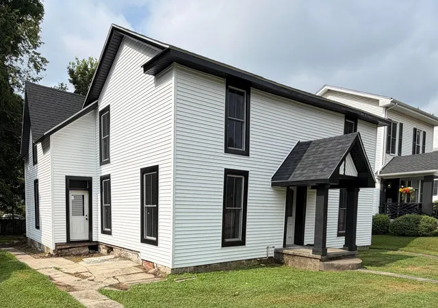Photo 1 of Single family home for sale at 207 W Market St, Urbana, OH 43078 | MLS# 226027006 | Listing updated on 2026-10-24