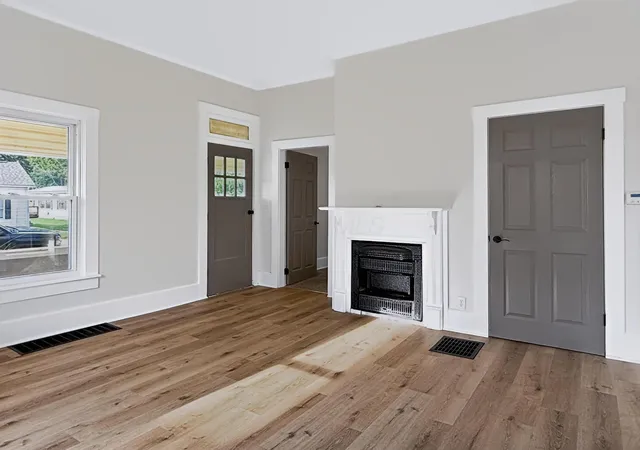 Photo 3 of Single family home for sale at 281 W 2nd Street, Logan, OH 43138 | MLS# 226027060 | Listing updated on 2026-09-02