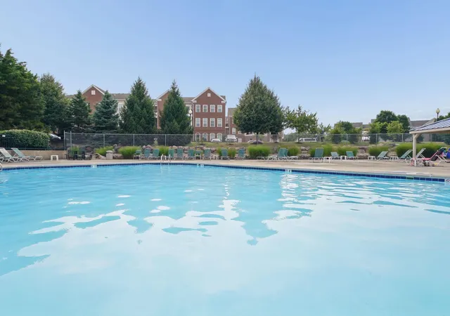 Listing Photo 2 - Condo for sale in building located at 3436 Smileys Corner, Hilliard, OH 43026 - Unit #