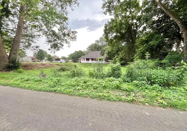 2nd image of 735 Boyd St, Lancaster, OH 43130 | MLS# 226027011