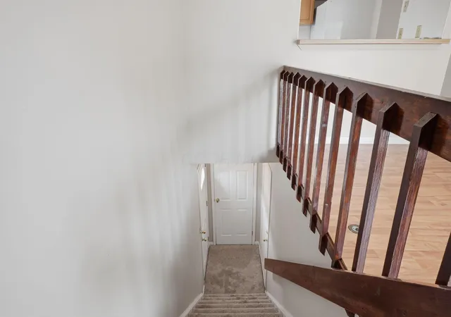 Photo 4 of Condo for sale at 2471 Natchez Dr #D, Columbus, OH 43209 | MLS# 226027026 | Listing updated on 2026-09-10