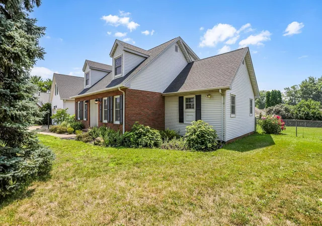 5th image of 405 Ridgedale Dr, Circleville, OH 43113 | MLS# 226027028