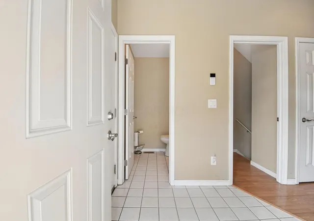 5th image of 2660 Village Pier Ln #B10, Hilliard, OH 43026 | MLS# 226027227