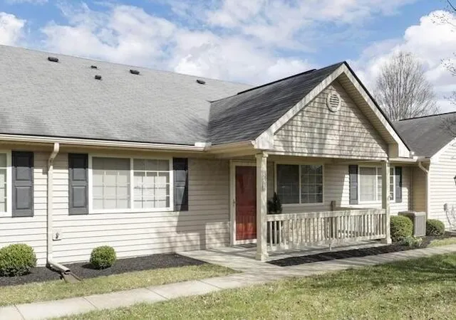 1st image of 240 Wildwood Ct, Heath, OH 43056 | MLS# 226027615
