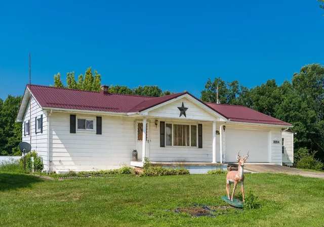 1st image of 18254 Brushy Fork Rd Se, Heath, OH 43056 | MLS# 226027784