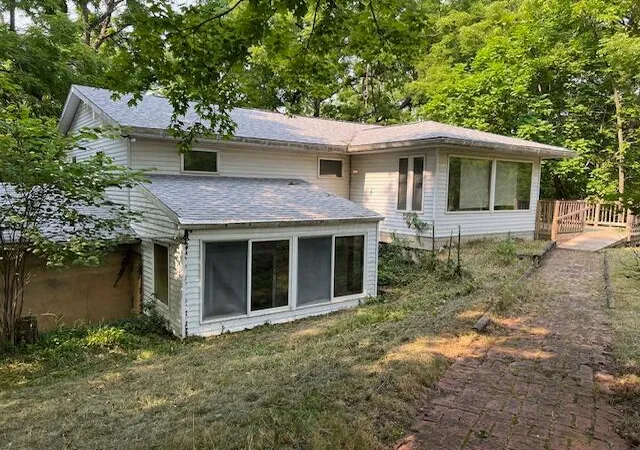 Photo 3 of Single family home for sale at 1844 Lundy's Ln Rd NW, Newark, OH 43055 | MLS# 226029337 | Listing updated on 2026-09-04