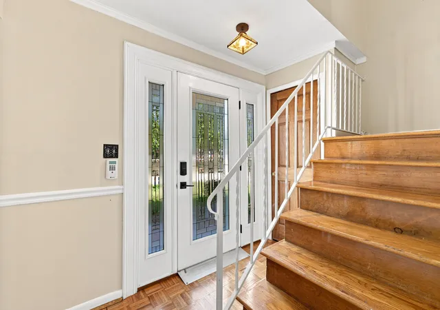 3rd image of 3454 Helen Pl, Grove City, OH 43123 | MLS# 226027089