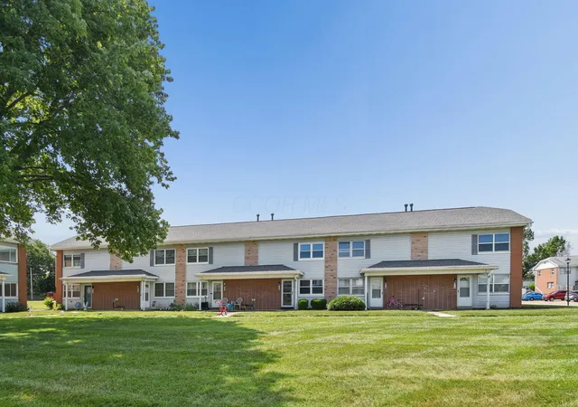 2nd image of 219 Buckeye Cir, Columbus, OH 43217 | MLS# 226029471