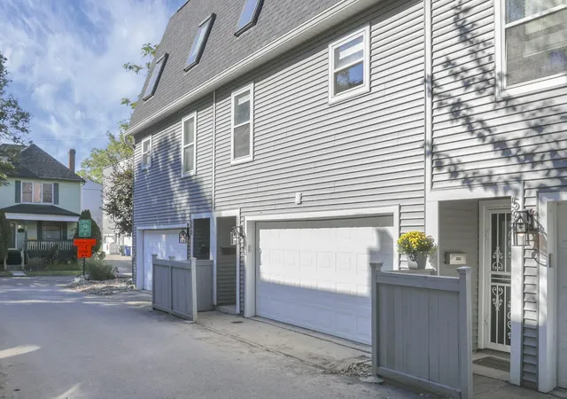 5th image of 592 Bradley St, Columbus, OH 43201 | MLS# 226030228