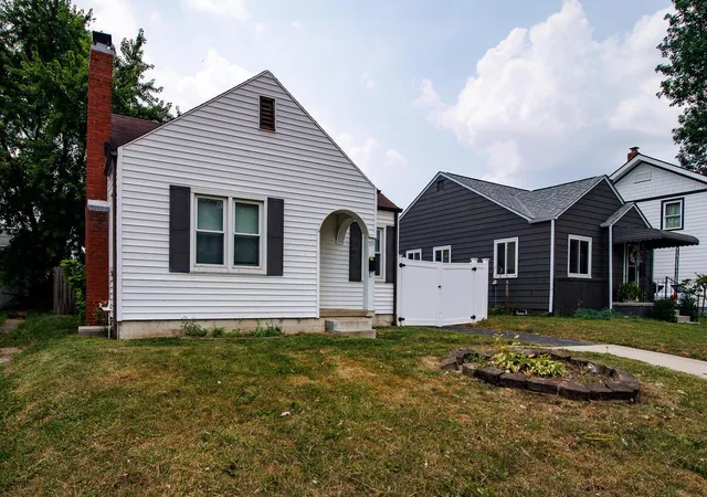 2nd image of 555 Nashoba Ave, Columbus, OH 43223 | MLS# 226028555