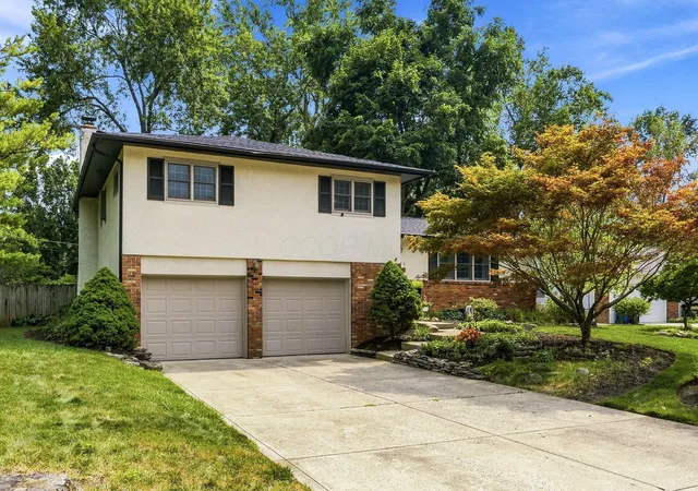 Photo 3 of Single family home for sale at 2445 Haverford Rd, Columbus, OH 43220 | MLS# 226027419 | Listing updated on 2026-09-13
