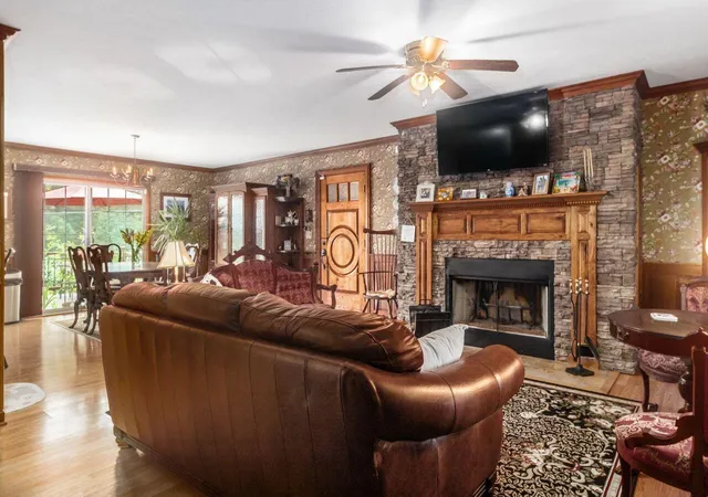 Photo 2 of Single family home for sale at 71 Queensway Ct, Howard, OH 43028 | MLS# 226027160 | Listing updated on 2026-08-26