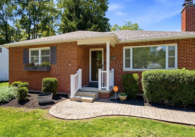 Photo 4 of Single family home for sale at 3503 Colchester Rd, Columbus, OH 43221 | MLS# 226029638 | Listing updated on 2026-10-14