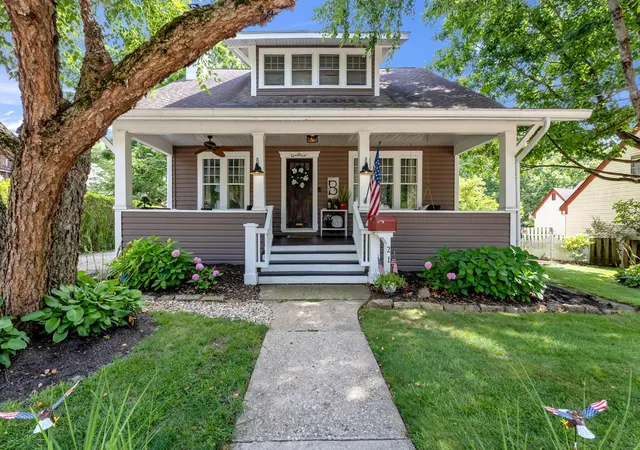 1st image of 21 Elmwood Pl, Westerville, OH 43081 | MLS# 226027668