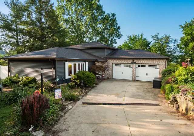 1st image of 61380 Summit Rd, New Concord, OH 43762 | MLS# 226027255