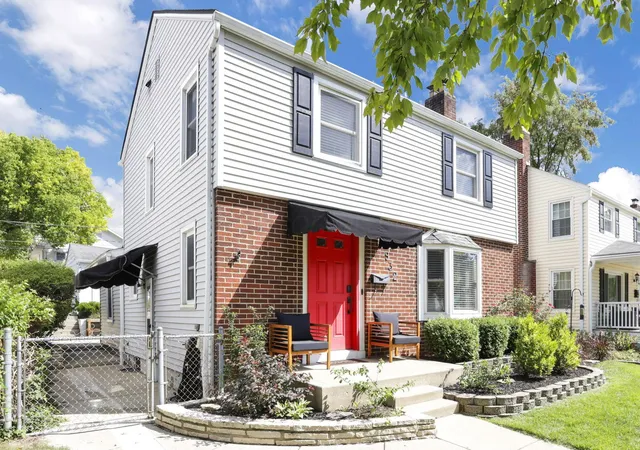 Photo 3 of Single family home for sale at 932 Mcclain Rd, Columbus, OH 43212 | MLS# 226027930 | Listing updated on 2026-09-22
