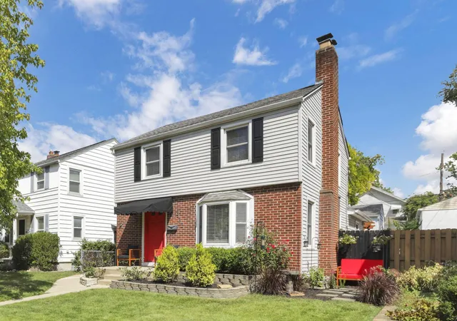 Photo 4 of Single family home for sale at 932 Mcclain Rd, Columbus, OH 43212 | MLS# 226027930 | Listing updated on 2026-09-22