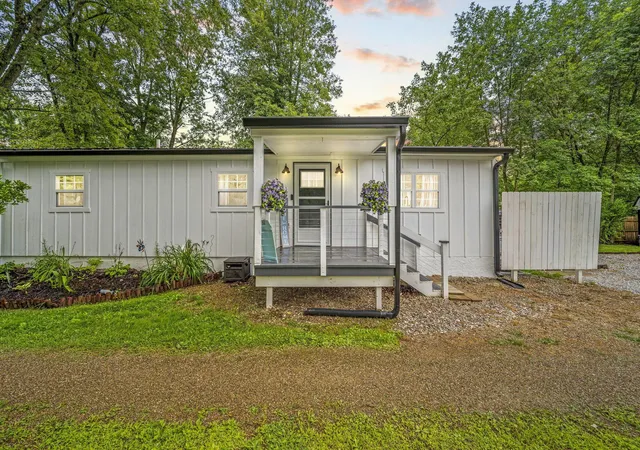 3rd image of 376 Merritt Rd Sw, Pataskala, OH 43062 | MLS# 226027267