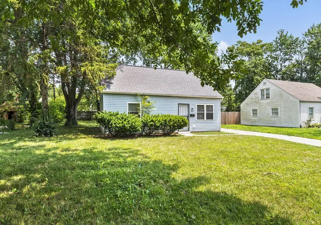 Photo 3 of Single family home for sale at 1000 Colgate Rd, Columbus, OH 43213 | MLS# 226027394 | Listing updated on 2026-09-18