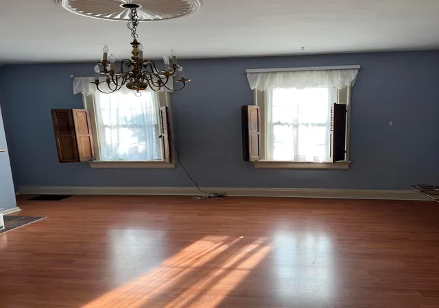 Photo 4 of Single family home for sale at 660 City Park Ave, Columbus, OH 43206 | MLS# 226027542 | Listing updated on 2026-09-12