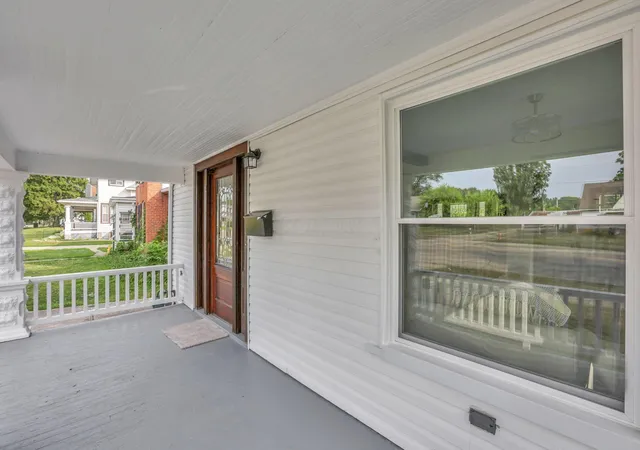 Photo 4 of Single family home for sale at 201 S Main St, London, OH 43140 | MLS# 226027365 | Listing updated on 2026-09-21