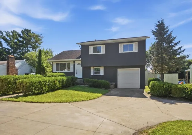 Photo 1 of Single family home for sale at 3532 Noe Bixby Rd, Columbus, OH 43232 | MLS# 226027390 | Listing updated on 2026-08-28