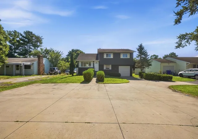 Photo 2 of Single family home for sale at 3532 Noe Bixby Rd, Columbus, OH 43232 | MLS# 226027390 | Listing updated on 2026-08-28