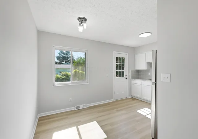 Photo 4 of Single family home for sale at 3532 Noe Bixby Rd, Columbus, OH 43232 | MLS# 226027390 | Listing updated on 2026-08-28