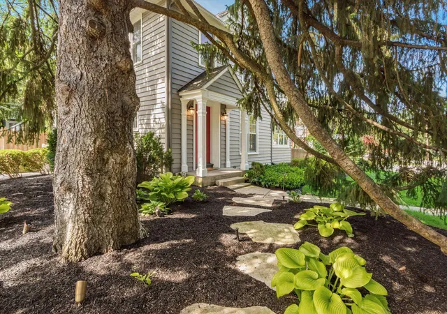 4th image of 1897 Stanford Rd, Columbus, OH 43212 | MLS# 226027698