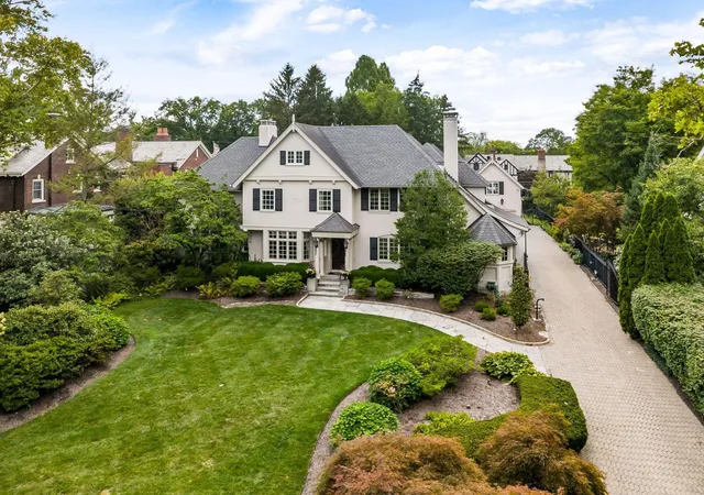 Photo 1 of Sale Pending at 57 Preston Rd, Columbus, OH 43209 | MLS# 226027650 | Listing updated on 2026-09-11