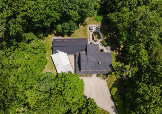 Photo 5 of House for sale at 23095 Buena Vista Rd, Rockbridge, OH 43149 | MLS# 226027281 | Listing updated on 2026-07-29