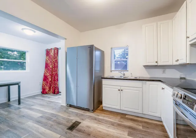 Listing Photo 4 - Condo for sale in building located at 2640-2642 W Broad St, Columbus, OH 43204