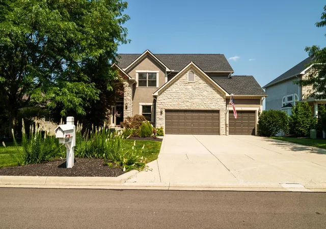 4th image of 5169 Royal County Down, Westerville, OH 43082 | MLS# 226027387
