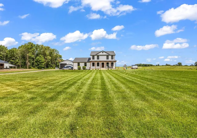 4th image of 6445 Sycamore Rd, Centerburg, OH 43011 | MLS# 226027423