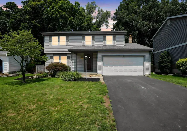 Photo 4 of Single family home for sale at 552 Indian Summer Dr, Columbus, OH 43214 | MLS# 226027489 | Listing updated on 2026-09-17