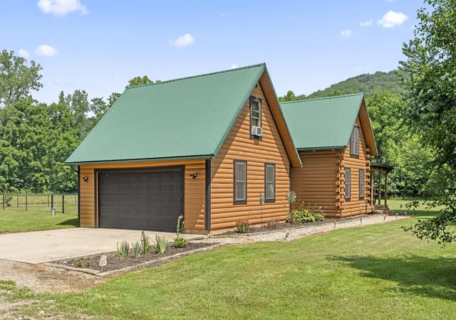 2nd image of 4073 Turkey Ridge Rd, South Salem, OH 45681 | MLS# 226027338