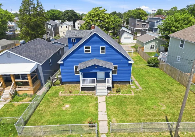 Photo 3 of Sale Pending at 1006 Campbell Ave, Columbus, OH 43223 | MLS# 226027360 | Listing updated on 2026-09-21
