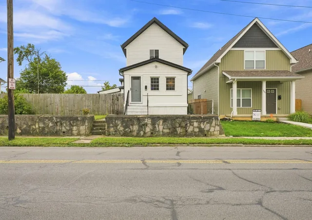1st image of 615 Frebis Ave, Columbus, OH 43206 | MLS# 226030759