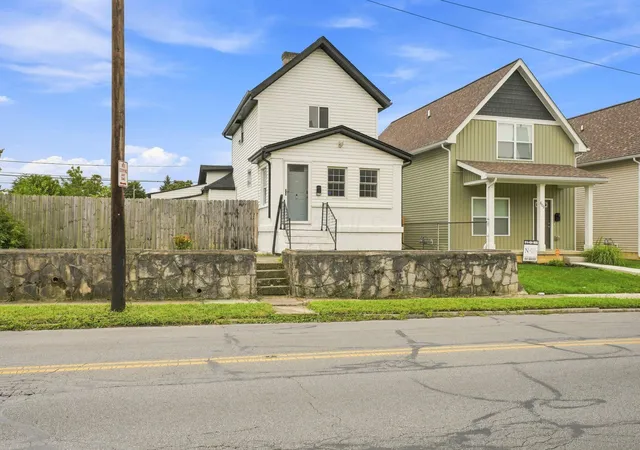 2nd image of 615 Frebis Ave, Columbus, OH 43206 | MLS# 226030759