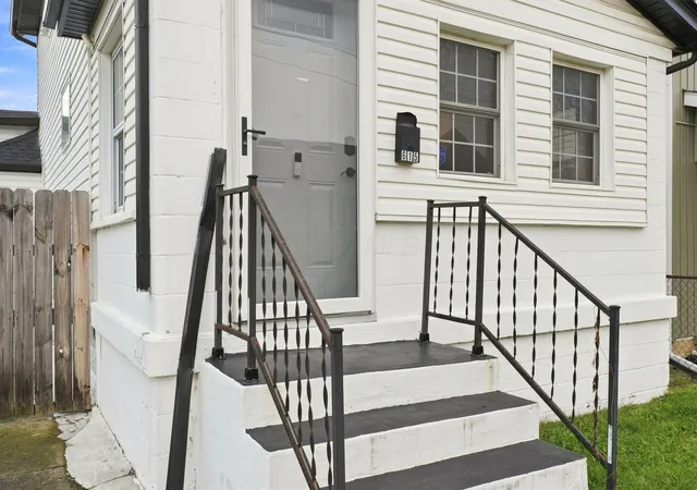 Photo 3 of Single family home for sale at 615 Frebis Ave, Columbus, OH 43206 | MLS# 226030759 | Listing updated on 2026-09-03