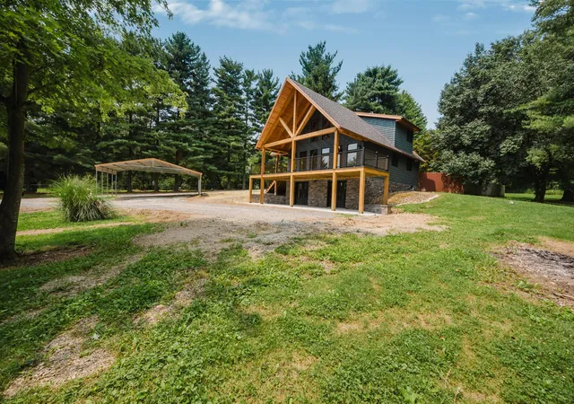 Photo 3 of Single family home for sale at 8347 Jacksontown Rd, Newark, OH 43056 | MLS# 226027589 | Listing updated on 2026-09-15