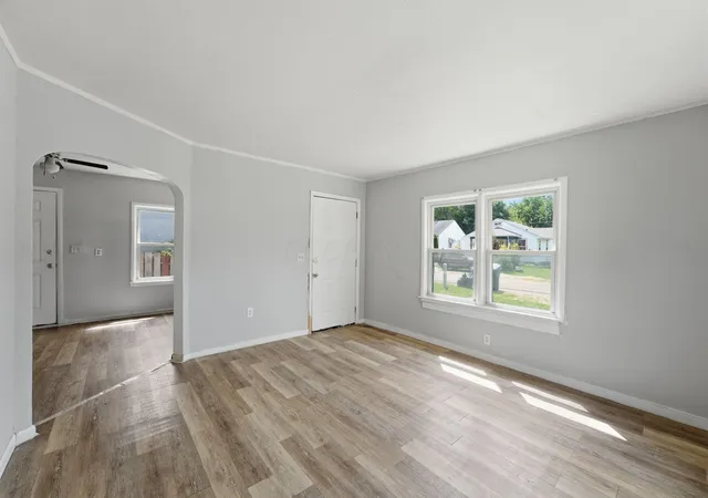 Photo 4 of House for sale at 2178 Safford Ave, Columbus, OH 43223 | MLS# 226028946 | Listing updated on 2026-09-03