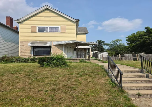 1st image of 116 Clarendon Ave, Columbus, OH 43223 | MLS# 226027834