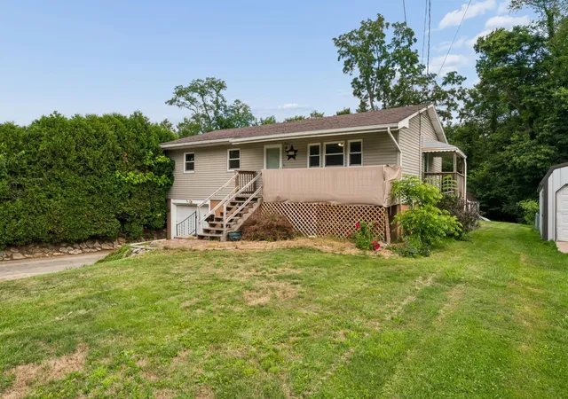 Photo 1 of Single family home for sale at 437 Brenda Dr, Mansfield, OH 44907 | MLS# 226027382 | Listing updated on 2026-08-21