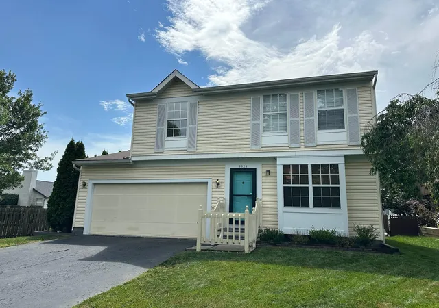 1st image of 3325 Paradise Ave, Hilliard, OH 43026 | MLS# 226027415