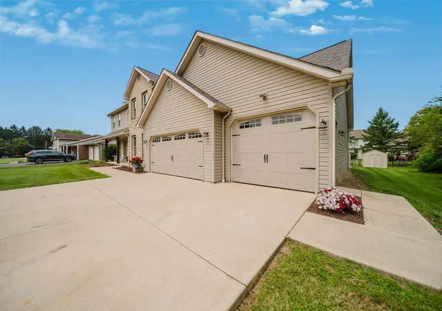 Photo 3 of Single family home for sale at 1720 Marion Edison Rd, Marion, OH 43302 | MLS# 226030004 | Listing updated on 2026-09-05