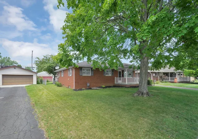 Photo 3 of Single family home for sale at 2634 Dartmoor Rd, Grove City, OH 43123 | MLS# 226027701 | Listing updated on 2026-07-29