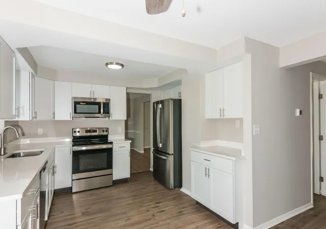 3rd image of 4814 Heatherton Dr, Columbus, OH 43229 | MLS# 226028728